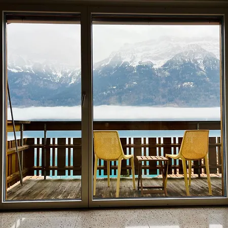 Chalet Swiss Dream - Luxury Lakeview Chalet Near Interlaken